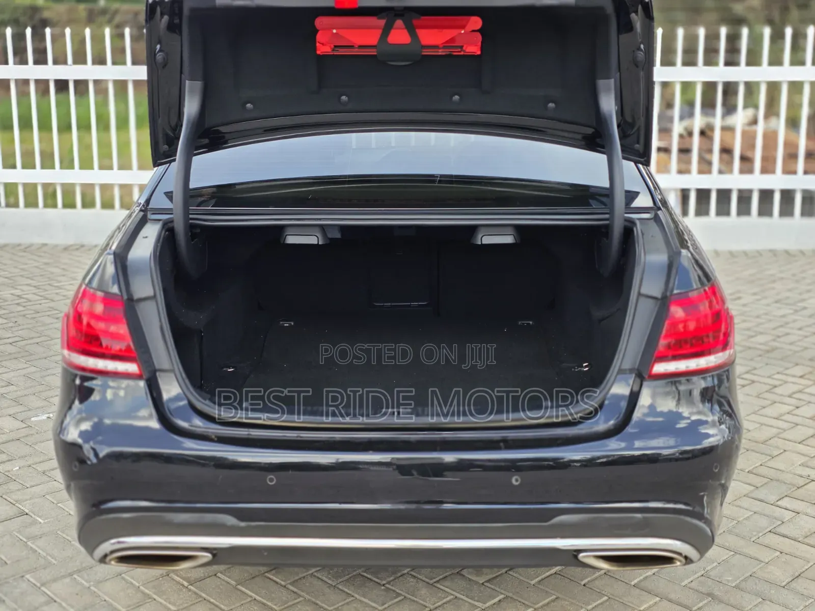 Mercedes-Benz E250 2016 Black