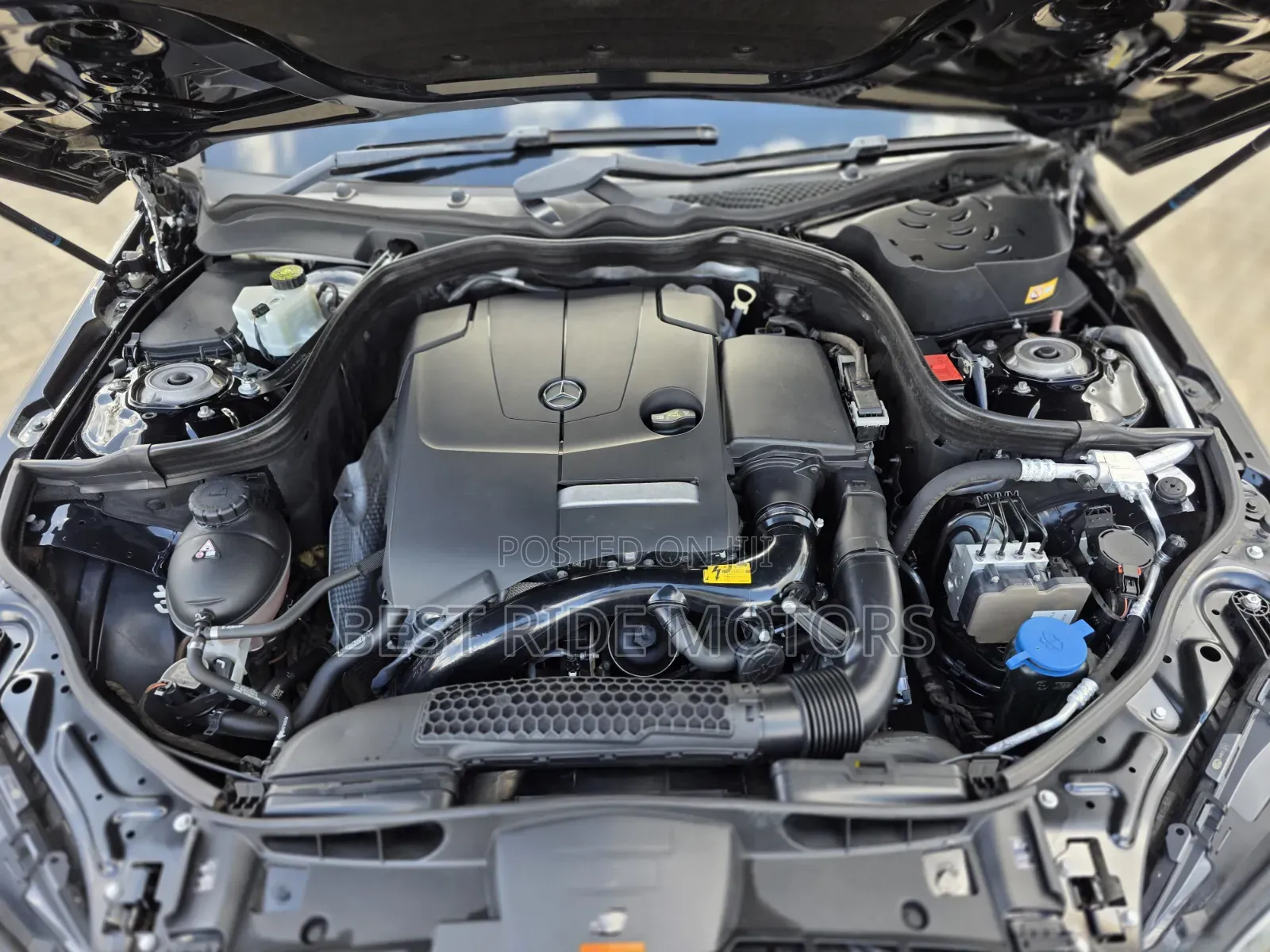 Mercedes-Benz E250 2016 Black