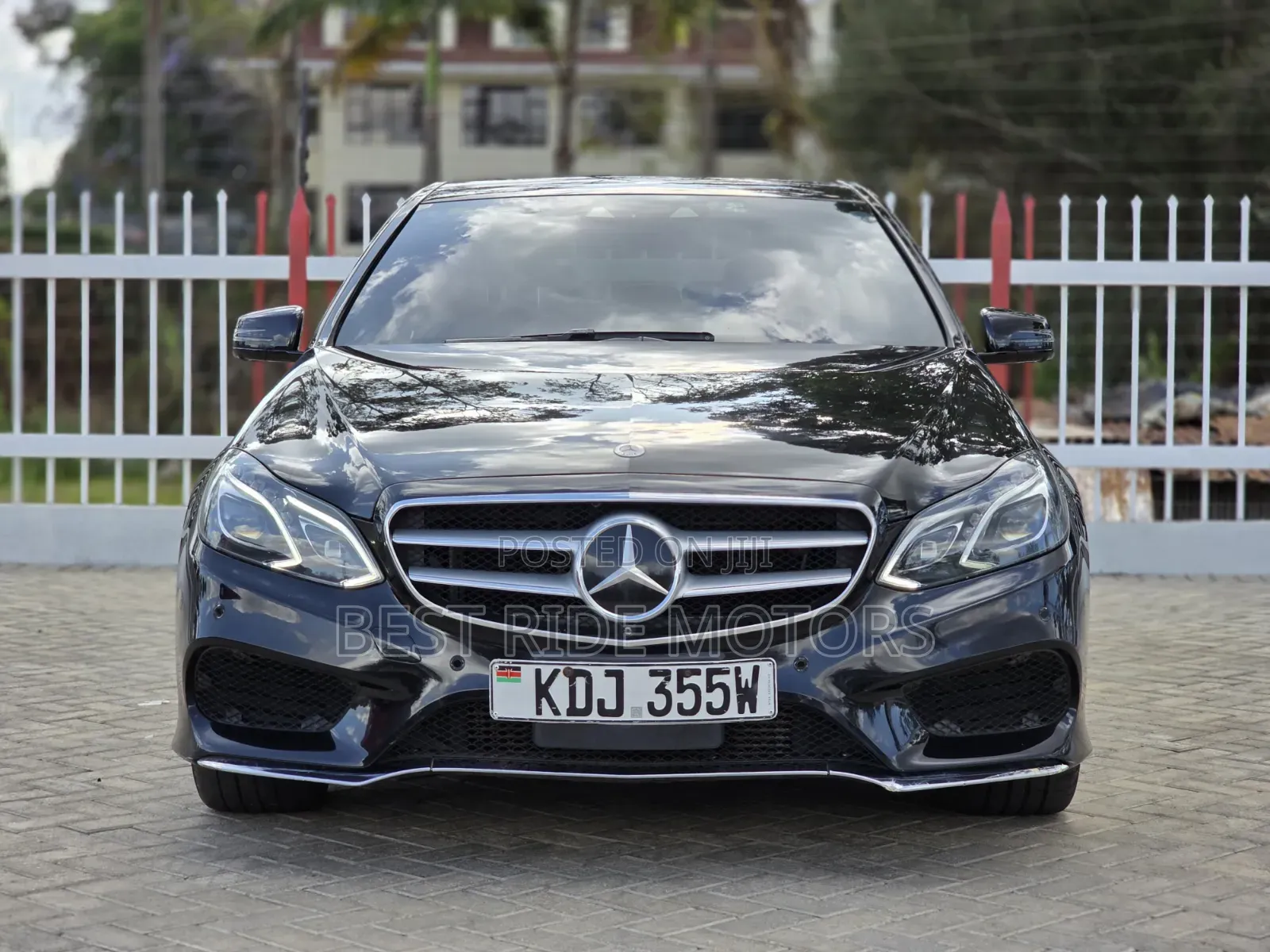 Mercedes-Benz E250 2016 Black