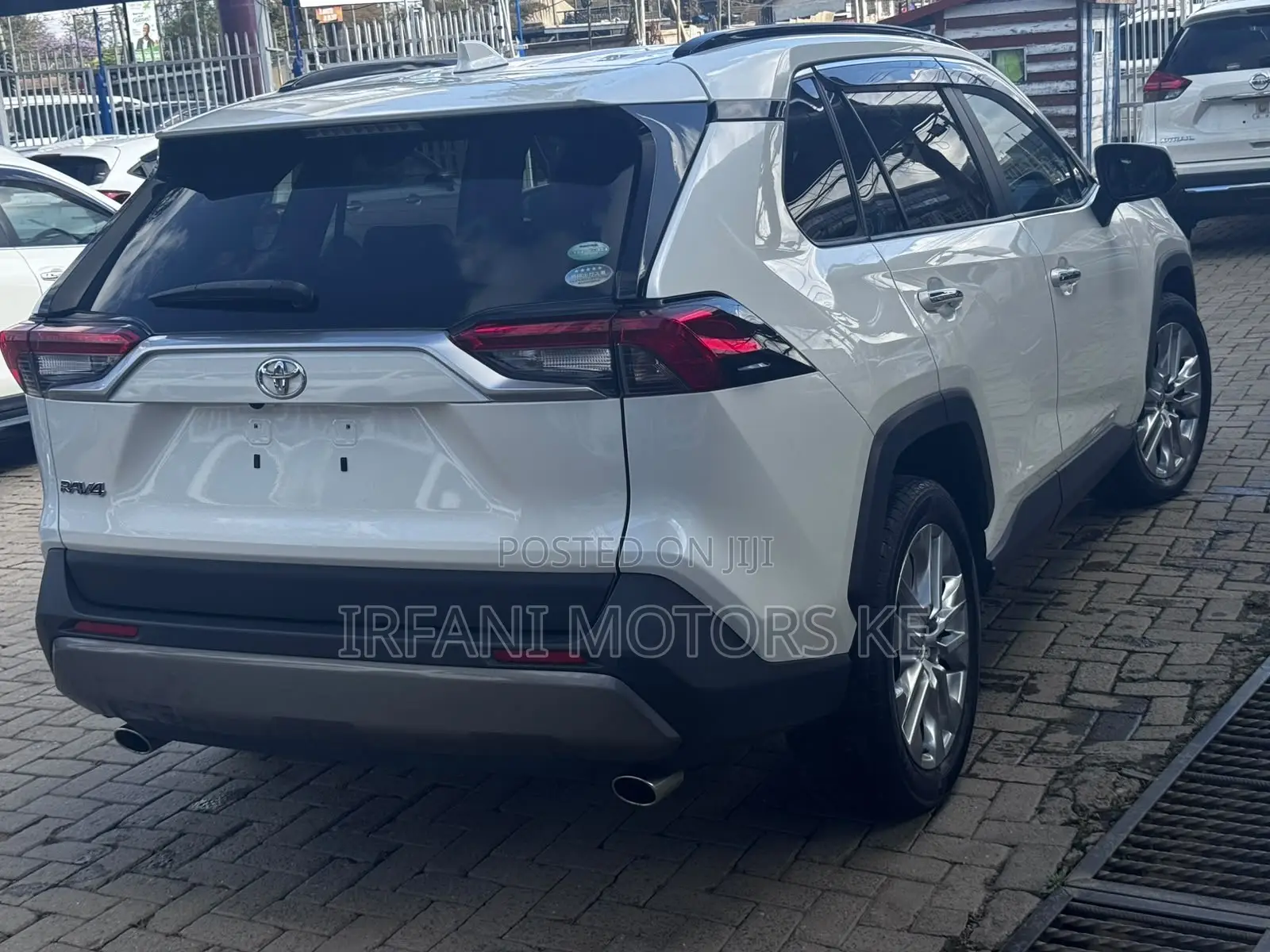 Toyota RAV4 2019 Pearl