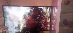 47 Inch LG Smart TV