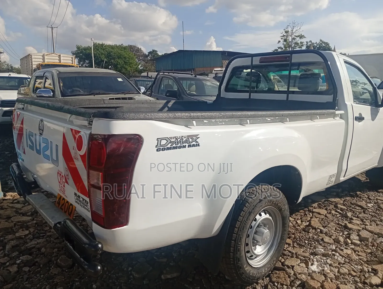 Isuzu D-MAX 2021 White