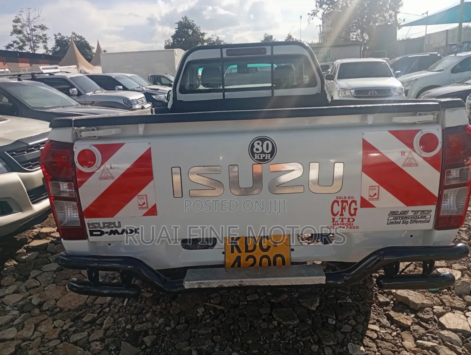 Isuzu D-MAX 2021 White