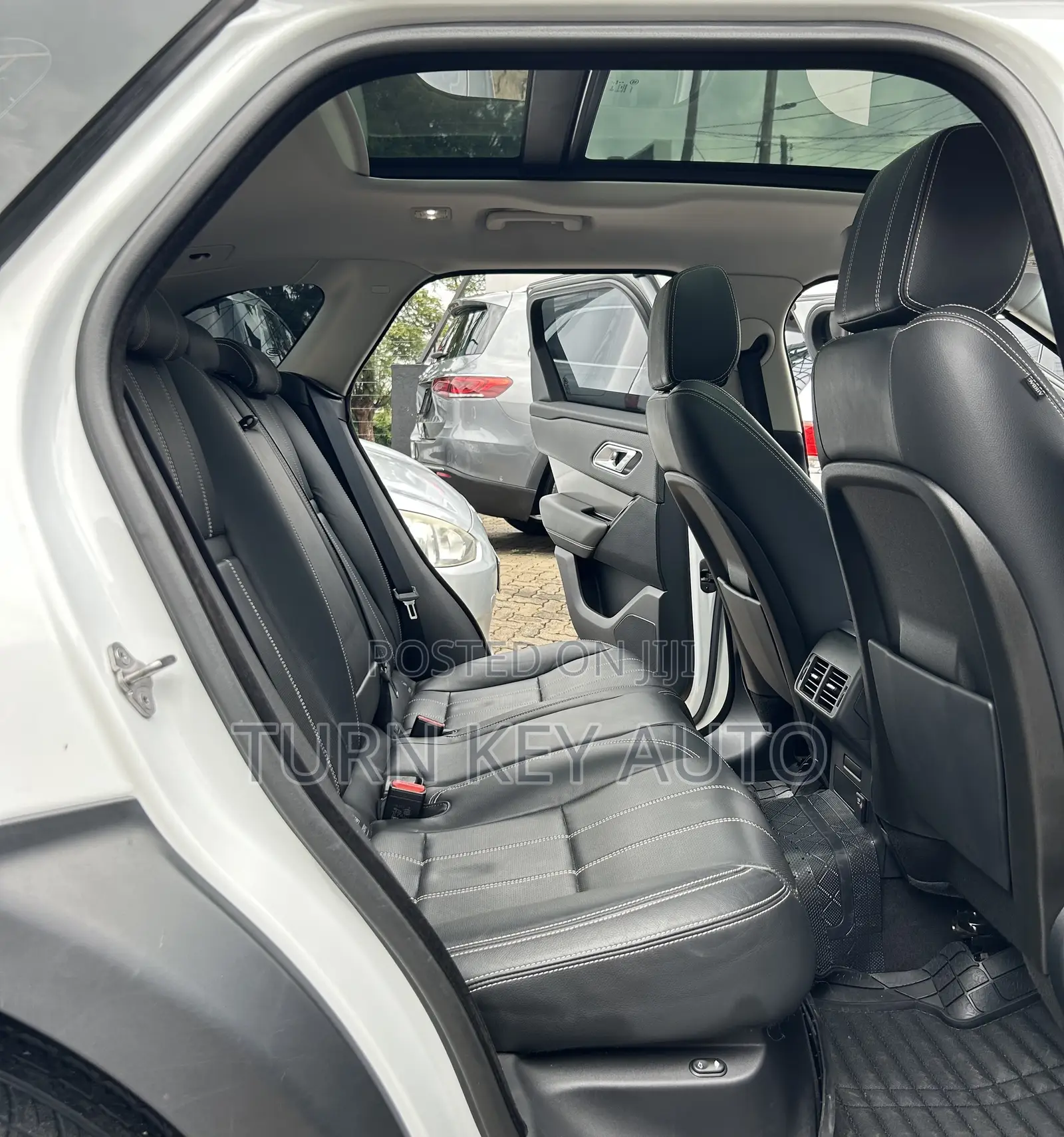 Land Rover Range Rover Velar 2017 White