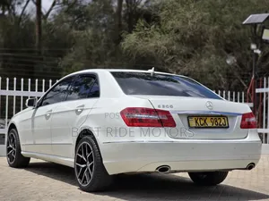 Mercedes-Benz E300 2011 White
