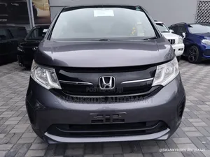 Honda Stepwgn 2019 Gray