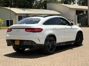 Mercedes-Benz GLE-Class GLE 350d 4MATIC 2018 White