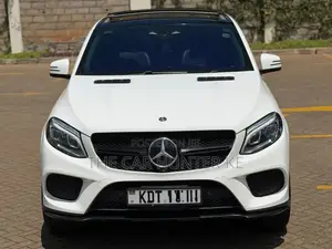 Mercedes-Benz GLE-Class GLE 350d 4MATIC 2018 White