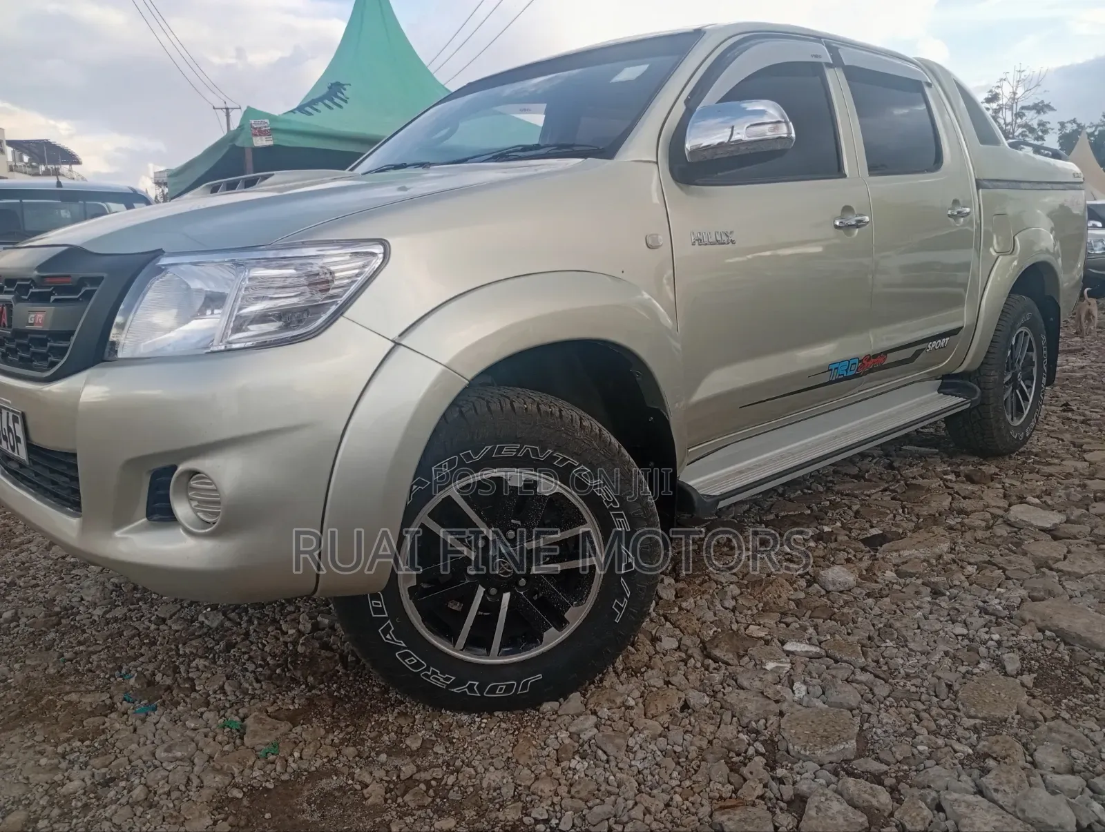Toyota Hilux 2011 Silver