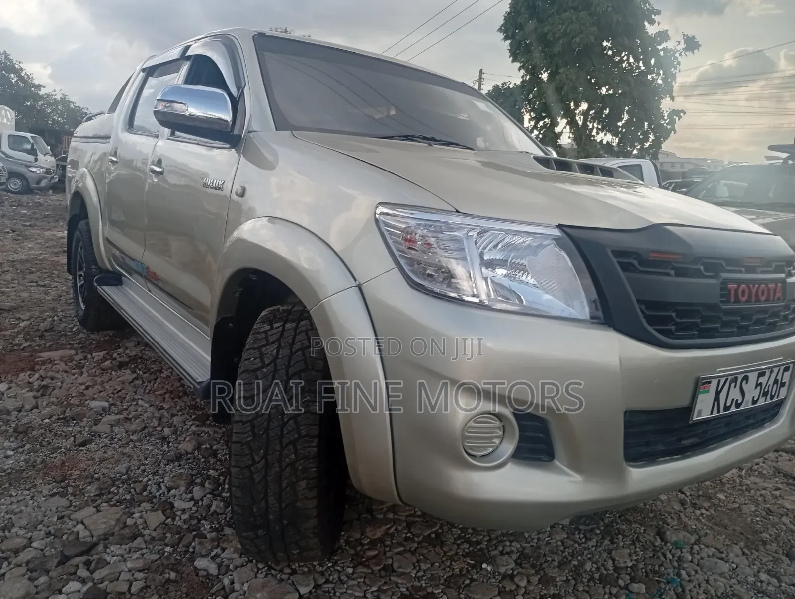 Toyota Hilux 2011 Silver