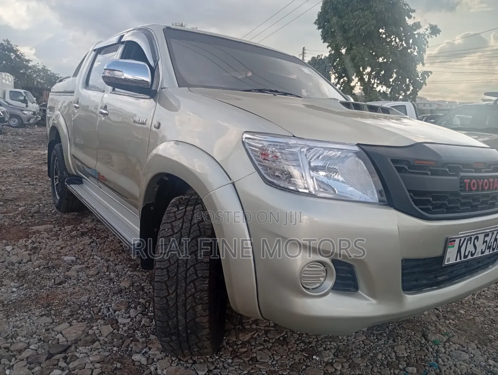 Toyota Hilux 2011 Silver