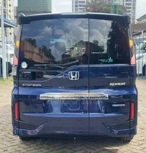 Honda Stepwgn 2019 Blue