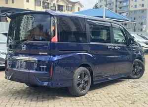 Honda Stepwgn 2019 Blue
