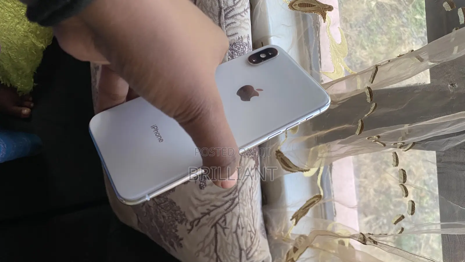 Apple iPhone X 256 GB White