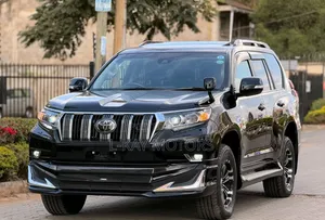 Toyota Land Cruiser Prado 2019 Black
