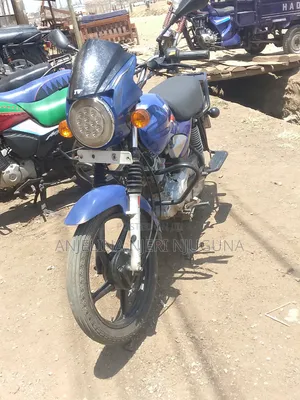 TVS HLX 125 2025 Blue