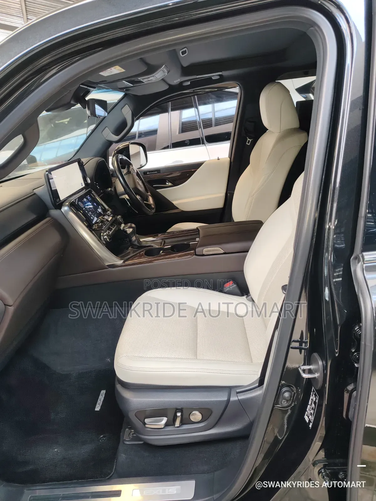 Lexus LX 500d 2023 Black