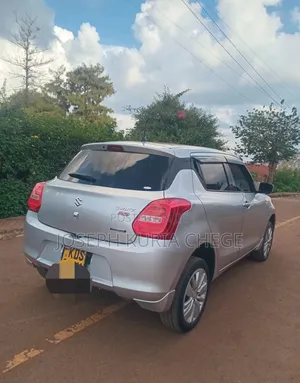 Suzuki Swift 2017 Silver