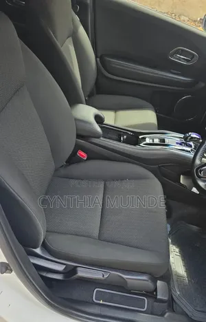 Honda Vezel 2016 White