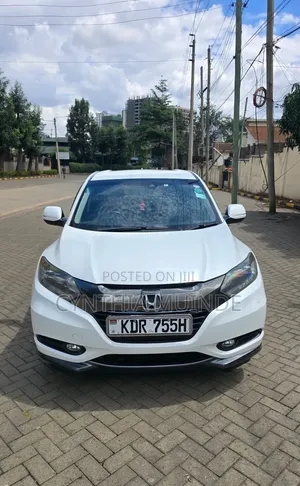 Honda Vezel 2016 White