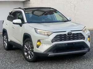 Toyota RAV4 2020 White