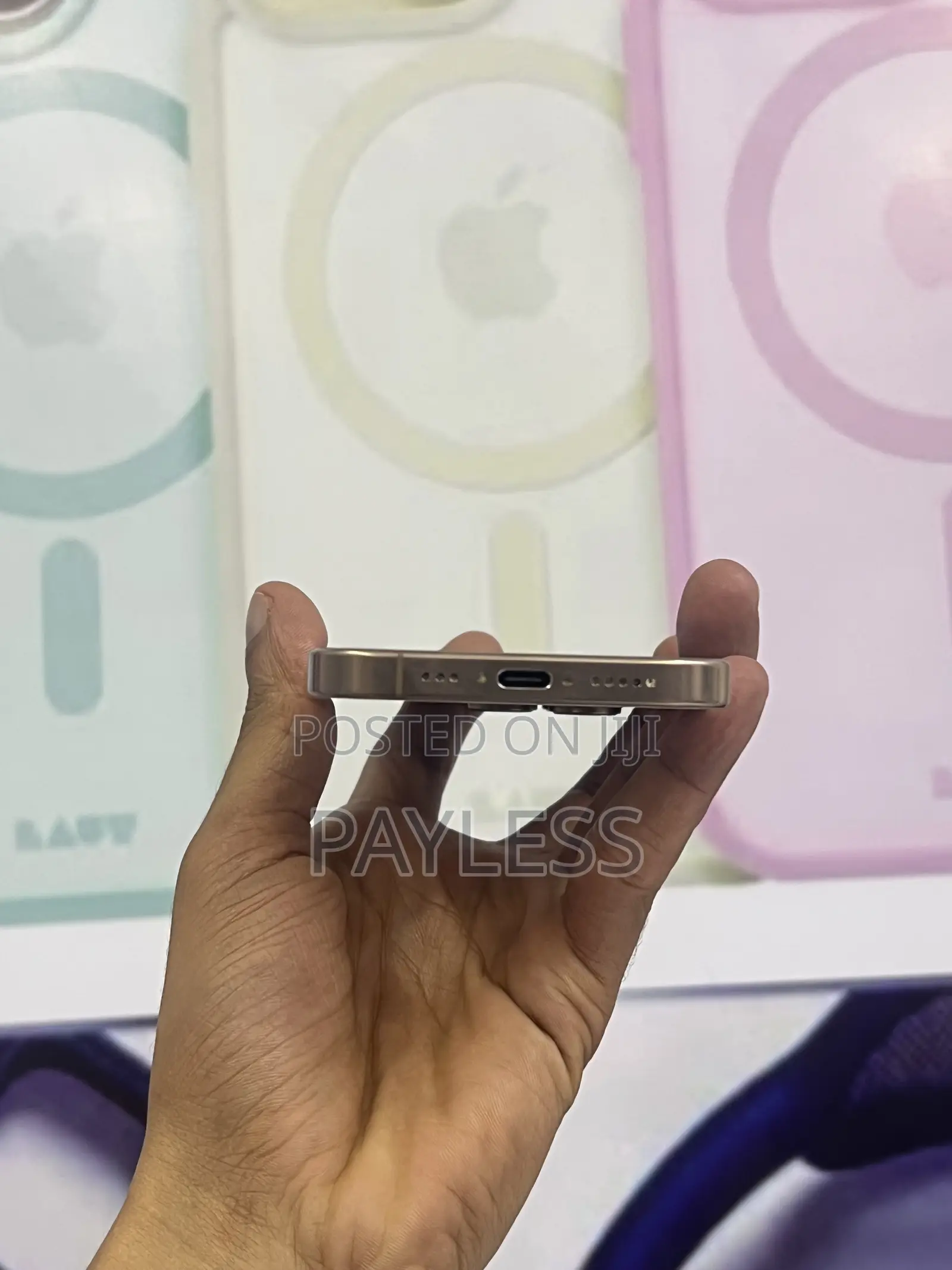 Apple iPhone 16 Pro 128 GB Gold