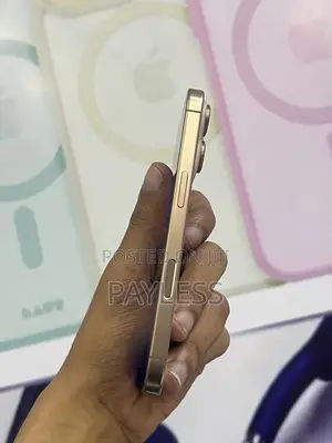 Apple iPhone 16 Pro 128 GB Gold