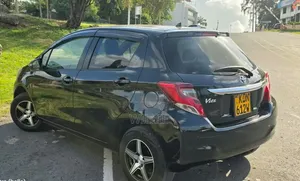Toyota Vitz 2016 Black