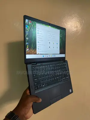Laptop Dell Latitude 5300 8GB Intel Core i7 SSD 256GB