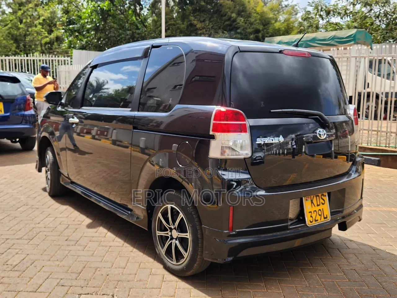 Toyota Spade 2017 Black