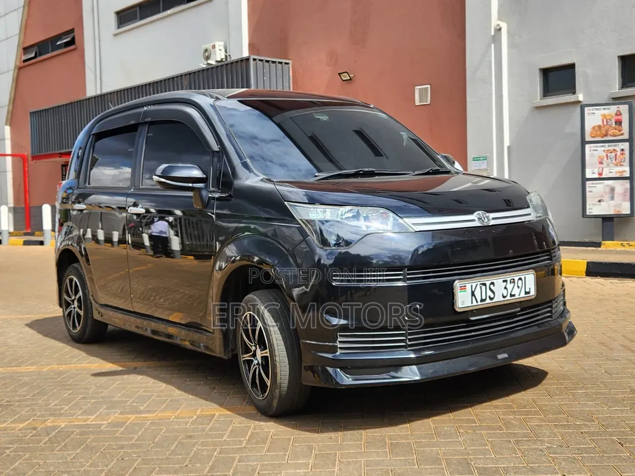 Toyota Spade 2017 Black