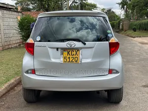 Toyota Ractis 2012 Silver