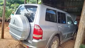 Mitsubishi Pajero 2008 Silver