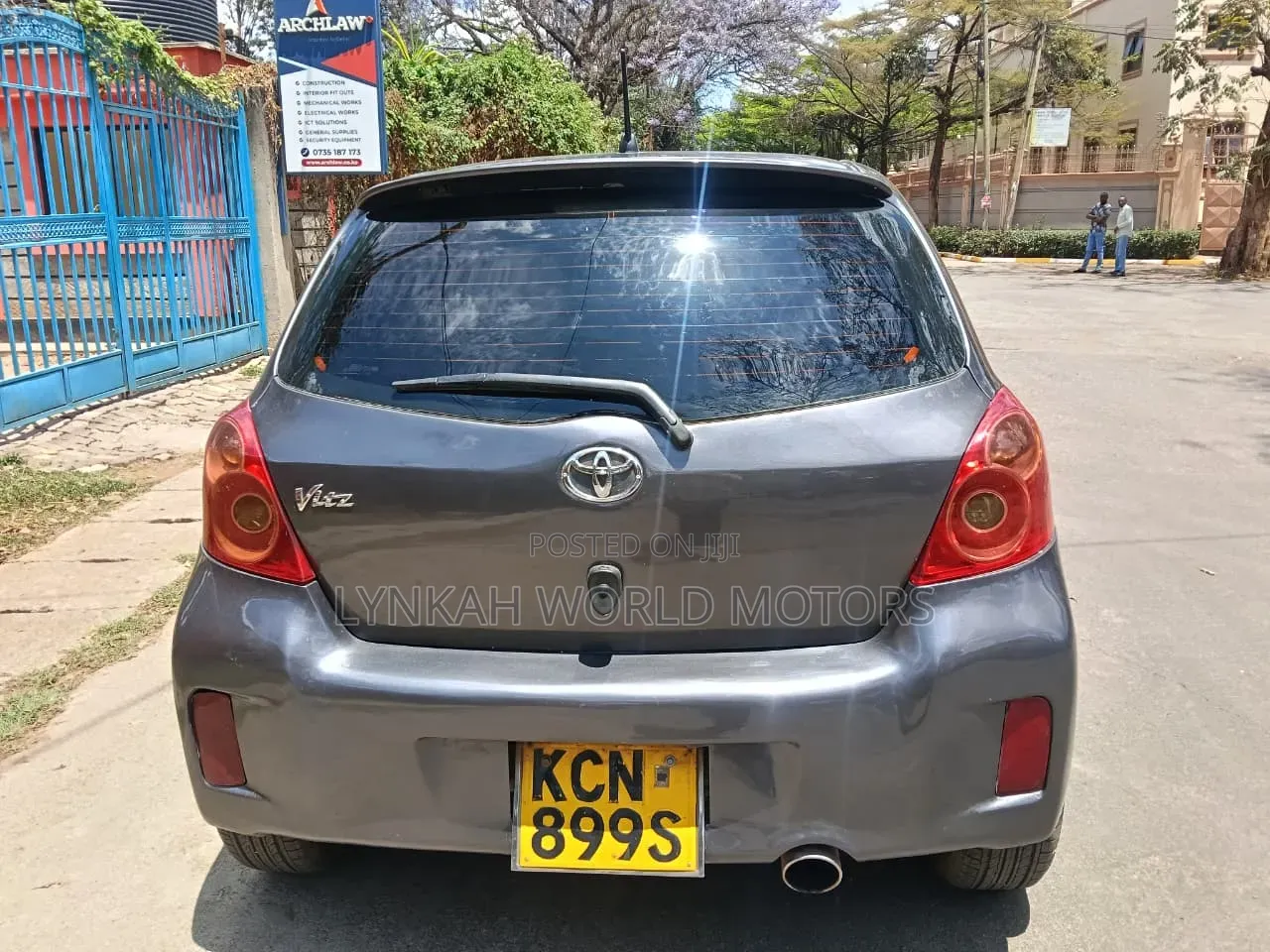 Toyota Vitz 2010 Gray