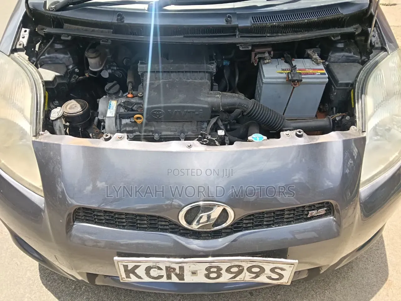 Toyota Vitz 2010 Gray