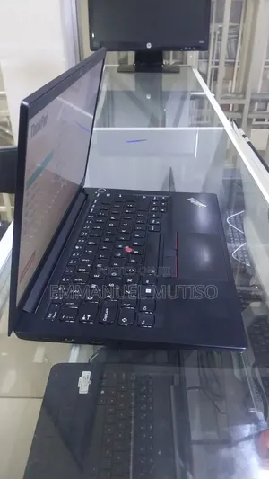 Laptop Lenovo ThinkPad E14 Gen 4 16GB Intel Core i7 SSD 512GB