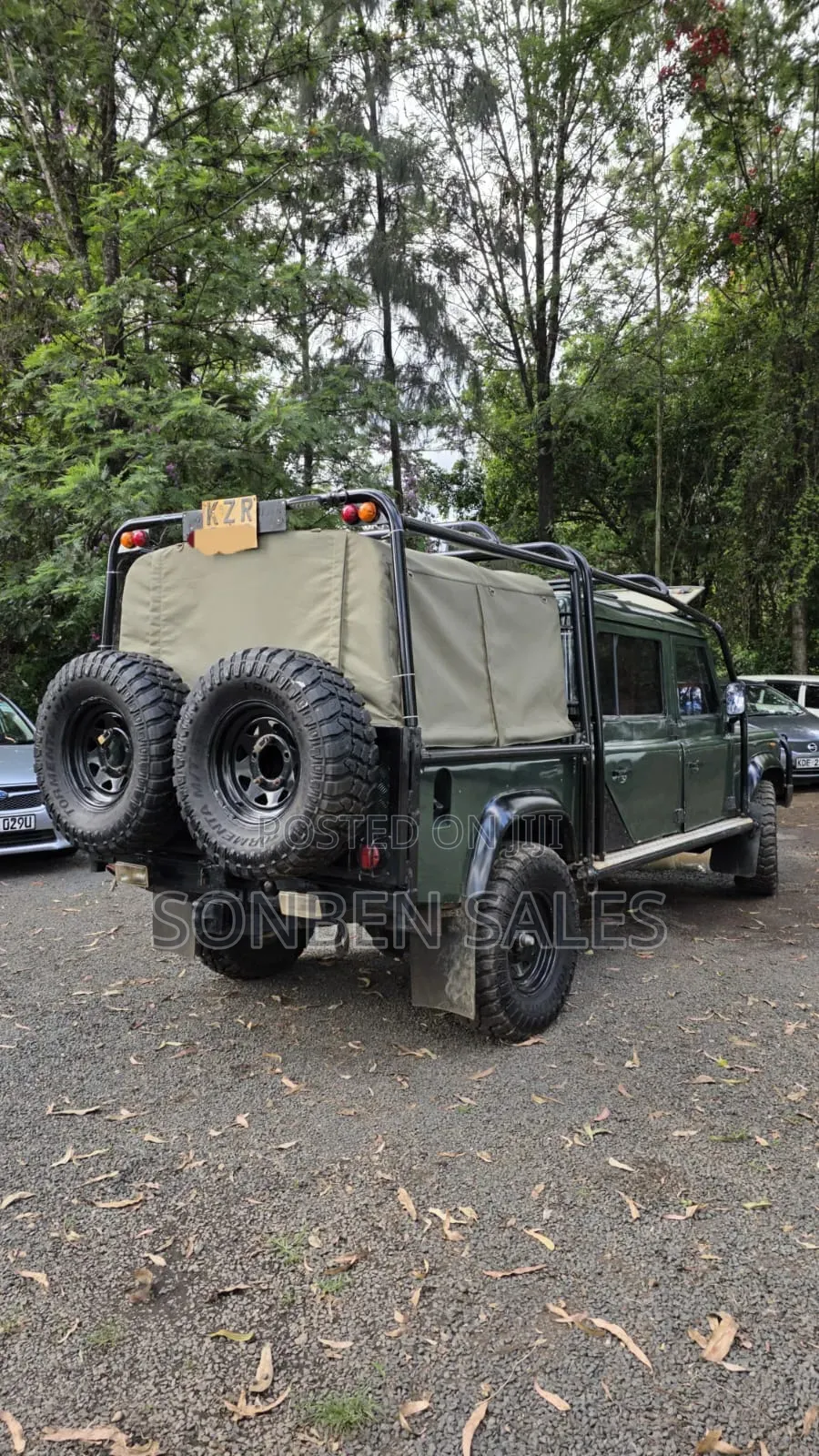 Land Rover Defender 1991 Green