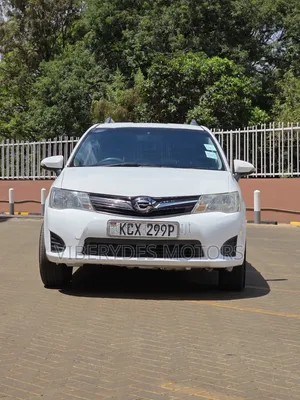 Toyota Corolla Fielder 2014
