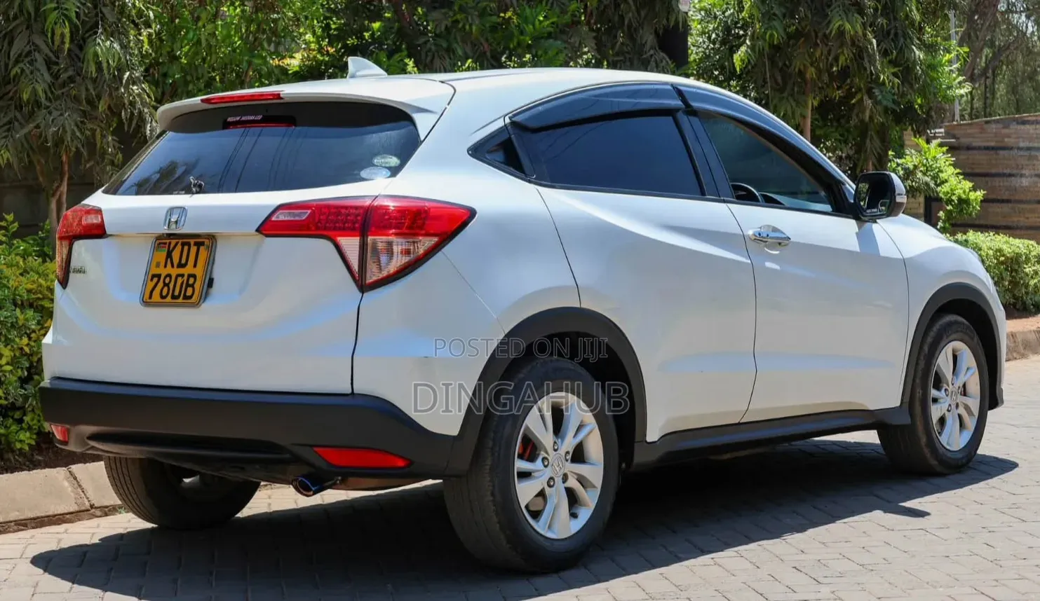 Honda Vezel 1.5 Hybrid 2WD 2018 White