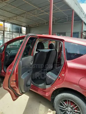 Nissan Note 1.2 Petrol 2012 Maroon