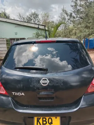 Nissan Tiida 2007 Black
