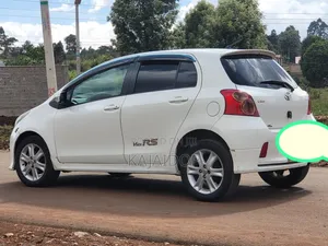 Toyota Vitz 2008 White