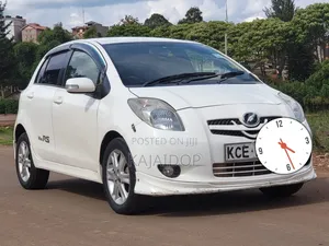 Toyota Vitz 2008 White