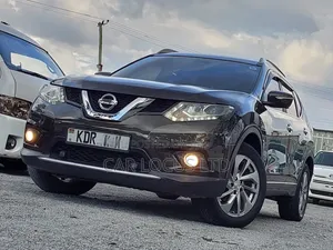 Nissan X-Trail 2.0 Petrol AWD 2017 Green