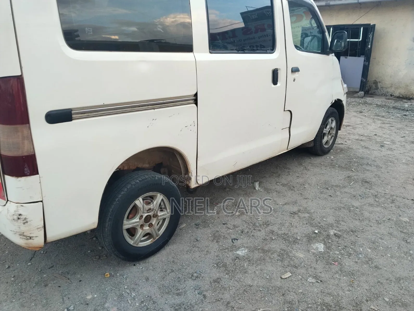 Toyota Toyoace 2011 White