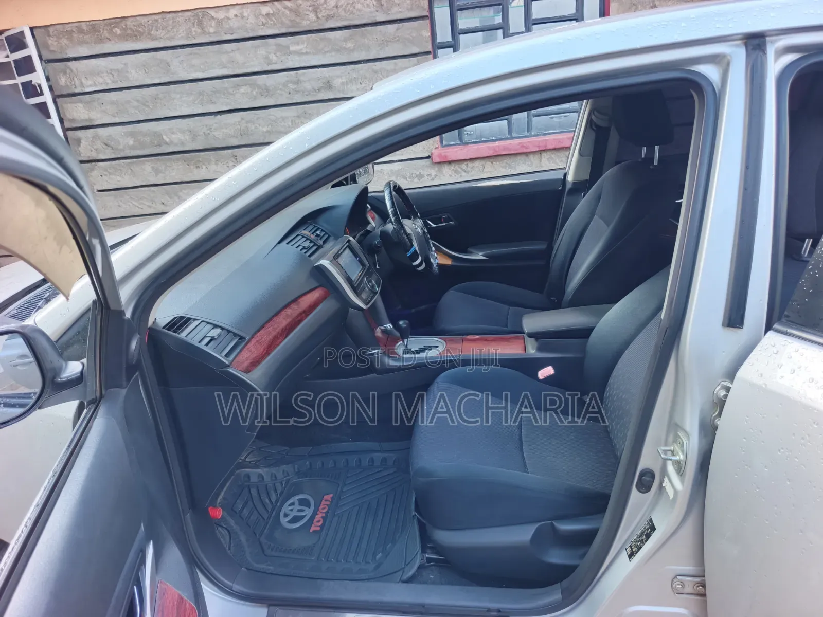 Toyota Allion 2012 Silver
