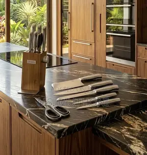 The Ultimate 8-Piece Stainless Steel Knife Set!
