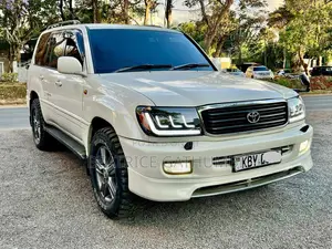 Toyota Land Cruiser HDJ 100 2000 Pearl