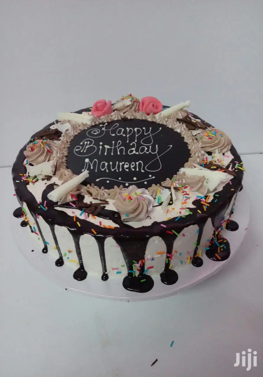 1kg Girls Birthday Cake