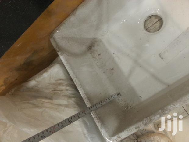 Dobby Sinks - main view